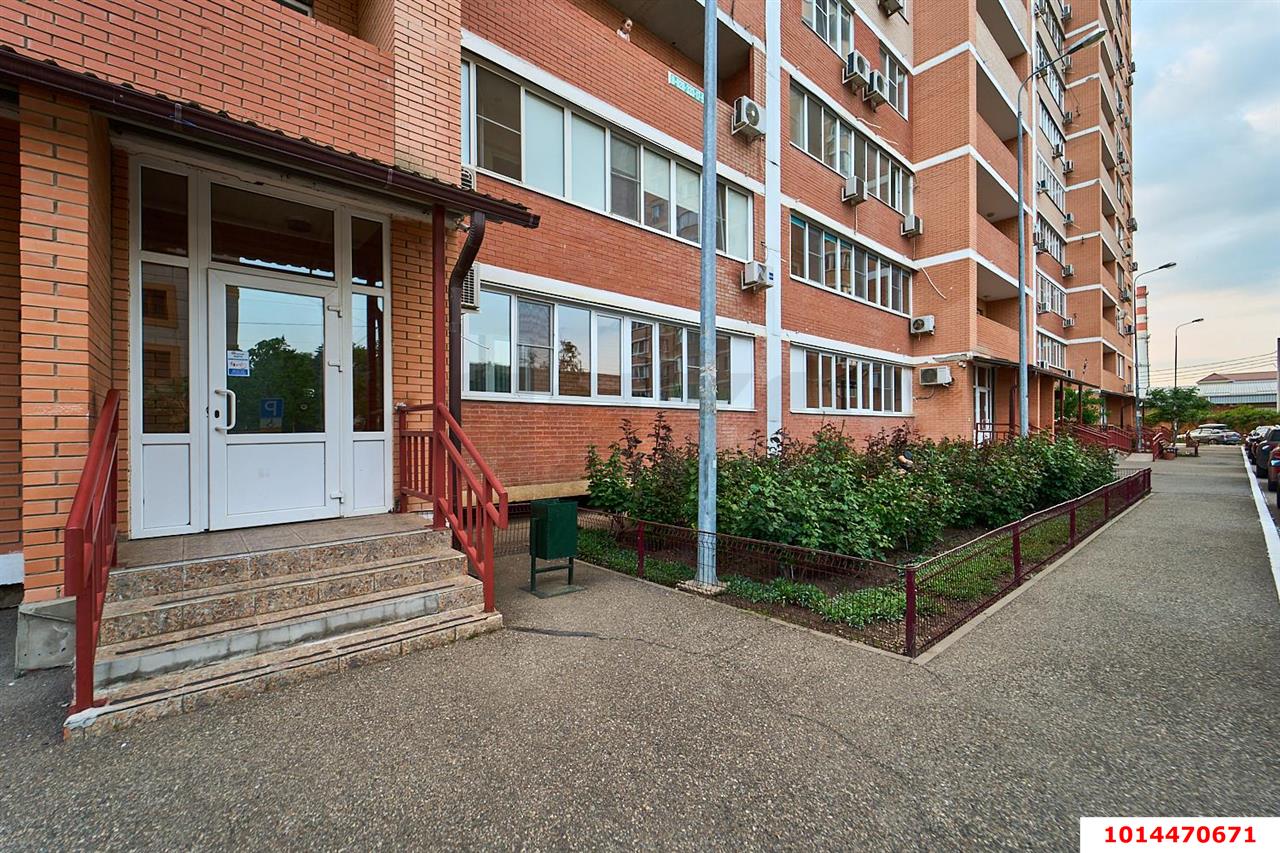 Фото №13: 2-комнатная квартира 85&nbsp;м², 3/16&nbsp;эт. - Краснодар, Центральный внутригородской округ, мкр. Завод Измерительных Приборов, ул. Зиповская, 3/3