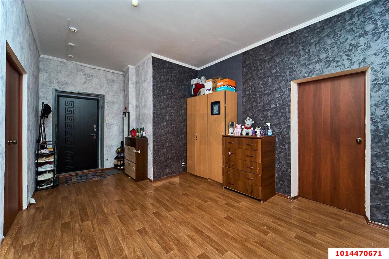 Фото №4: 2-комнатная квартира 85&nbsp;м², 3/16&nbsp;эт. - Краснодар, Центральный внутригородской округ, мкр. Завод Измерительных Приборов, ул. Зиповская, 3/3