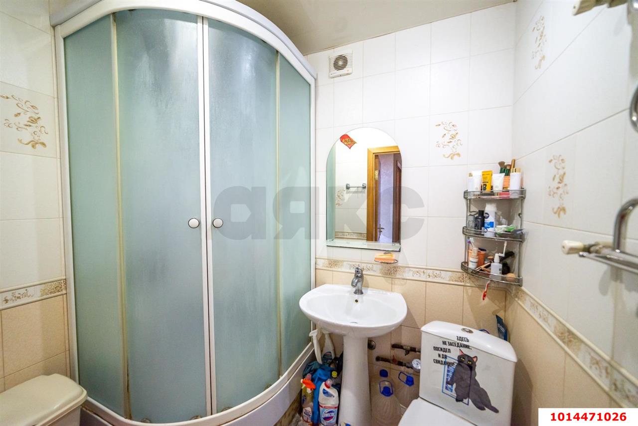 Фото №10: 3-комнатная квартира 67&nbsp;м², 5/5&nbsp;эт. - Краснодар, Сельскохозяйственный Институт, мкр. Западный внутригородской округ, ул. Урицкого, 6