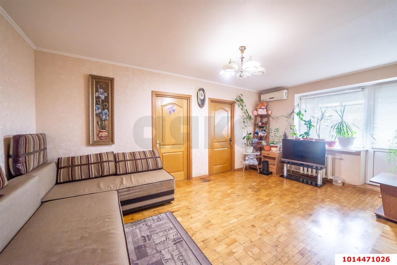 Фото №3: 3-комнатная квартира 67&nbsp;м², 5/5&nbsp;эт. - Краснодар, Сельскохозяйственный Институт, мкр. Западный внутригородской округ, ул. Урицкого, 6