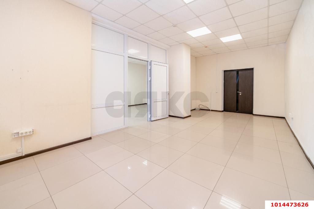Фото №4: Торговое помещение 166&nbsp;м², 1/18&nbsp;эт. - Краснодар, Центральный внутригородской округ, ЖК Покровский, мкр. Центральный, ул. Фабричная, 10