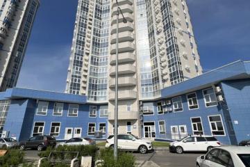 Фото №1: 4-комнатная квартира 160&nbsp;м², 17/24&nbsp;эт. - Краснодар, мкр. Западный внутригородской округ, ул. Шоссе Нефтяников, 18