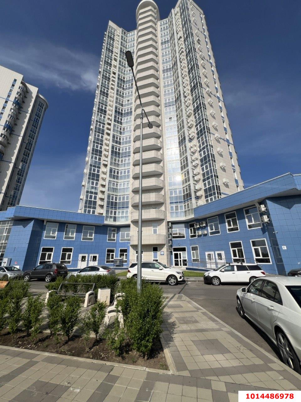 Фото №1: 4-комнатная квартира 160&nbsp;м², 17/24&nbsp;эт. - Краснодар, мкр. Западный внутригородской округ, ул. Шоссе Нефтяников, 18