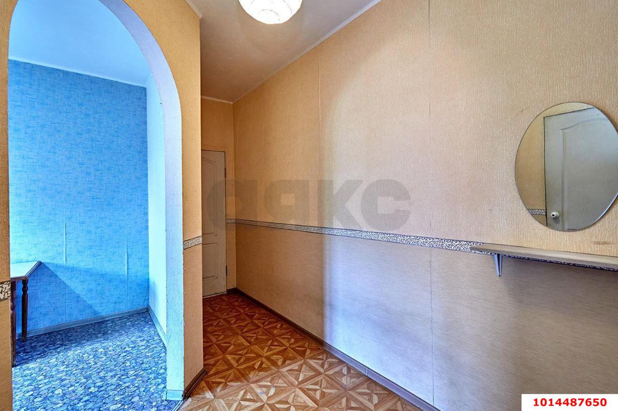 Фото №6: 1-комнатная квартира 36&nbsp;м², 1/4&nbsp;эт. - Краснодар, Западный внутригородской округ, мкр. Кожзавод, ул. Труда, 59