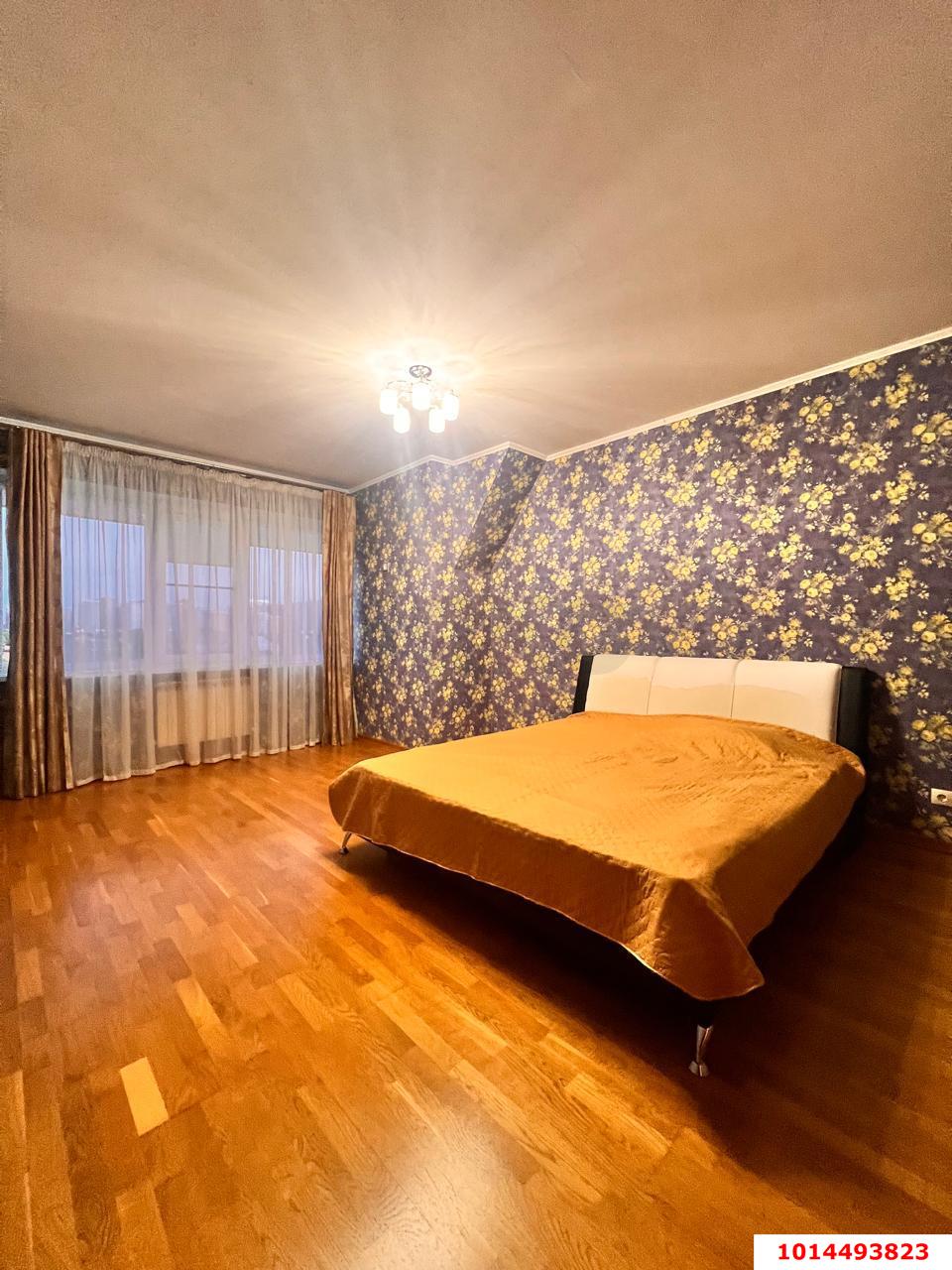 Фото №5: 3-комнатная квартира 112&nbsp;м², 3/4&nbsp;эт. - Краснодар, Прикубанский внутригородской округ, Калинино, мкр. Завод Радиоизмерительных Приборов