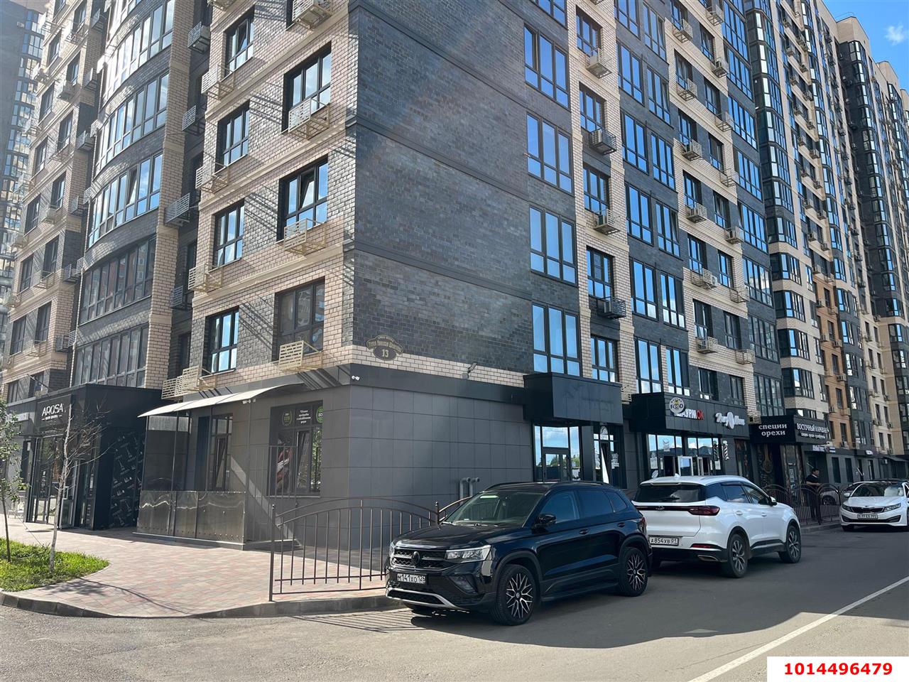Фото №3: Торговое помещение 64&nbsp;м², 1/24&nbsp;эт. - Краснодар, Прикубанский внутригородской округ, ЖК Губернский, мкр. 7-й квартал, ул. имени Героя Николая Шевелёва, 13