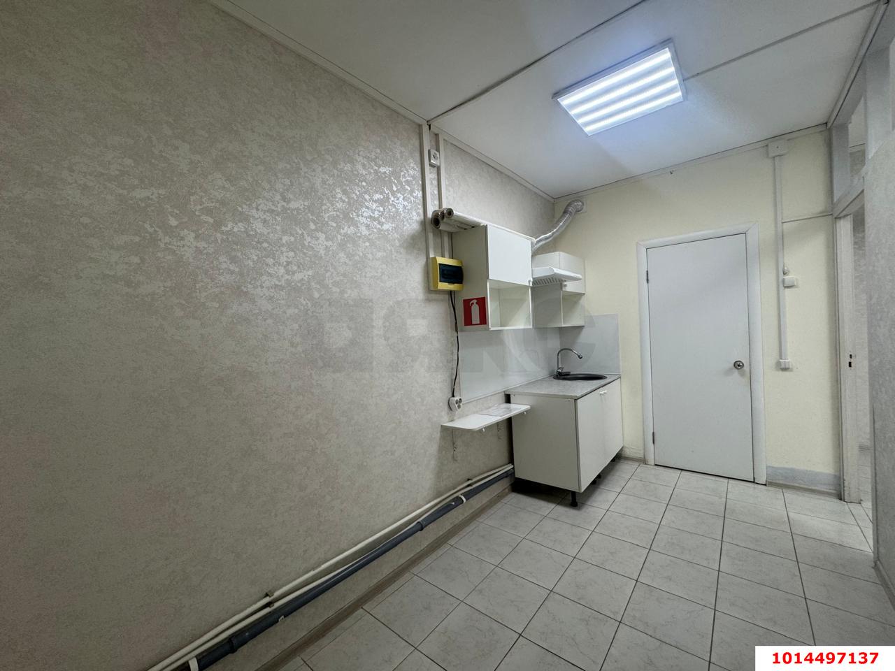Фото №5: Торговое помещение 36&nbsp;м², 16&nbsp;эт. - Краснодар, Прикубанский внутригородской округ, имени Петра Метальникова, мкр. жилой комплекс Победа, ул. Евгении Жигуленко, 9