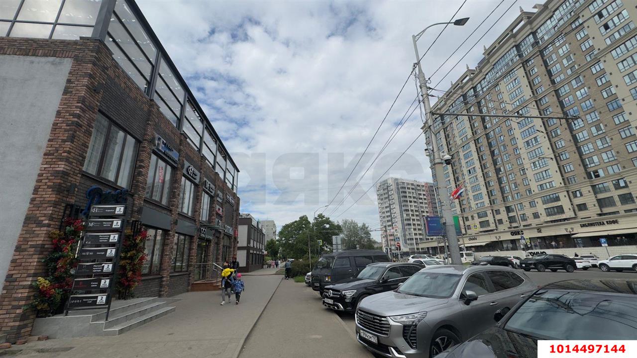 Фото №1: Торговое помещение 90&nbsp;м², 2/3&nbsp;эт. - Краснодар, Прикубанский внутригородской округ, мкр. Фестивальный, ул. имени Тургенева, 151/2