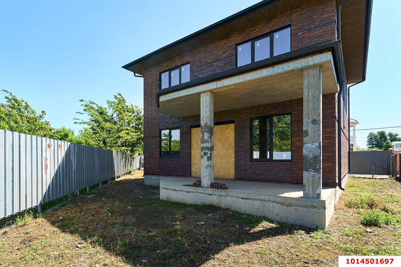 Фото №4: Дом 190&nbsp;м² + 5.3&nbsp;сот., 2&nbsp;эт. - Краснодар, Прикубанский внутригородской округ, мкр. Горхутор, ул. Званая, 1/1