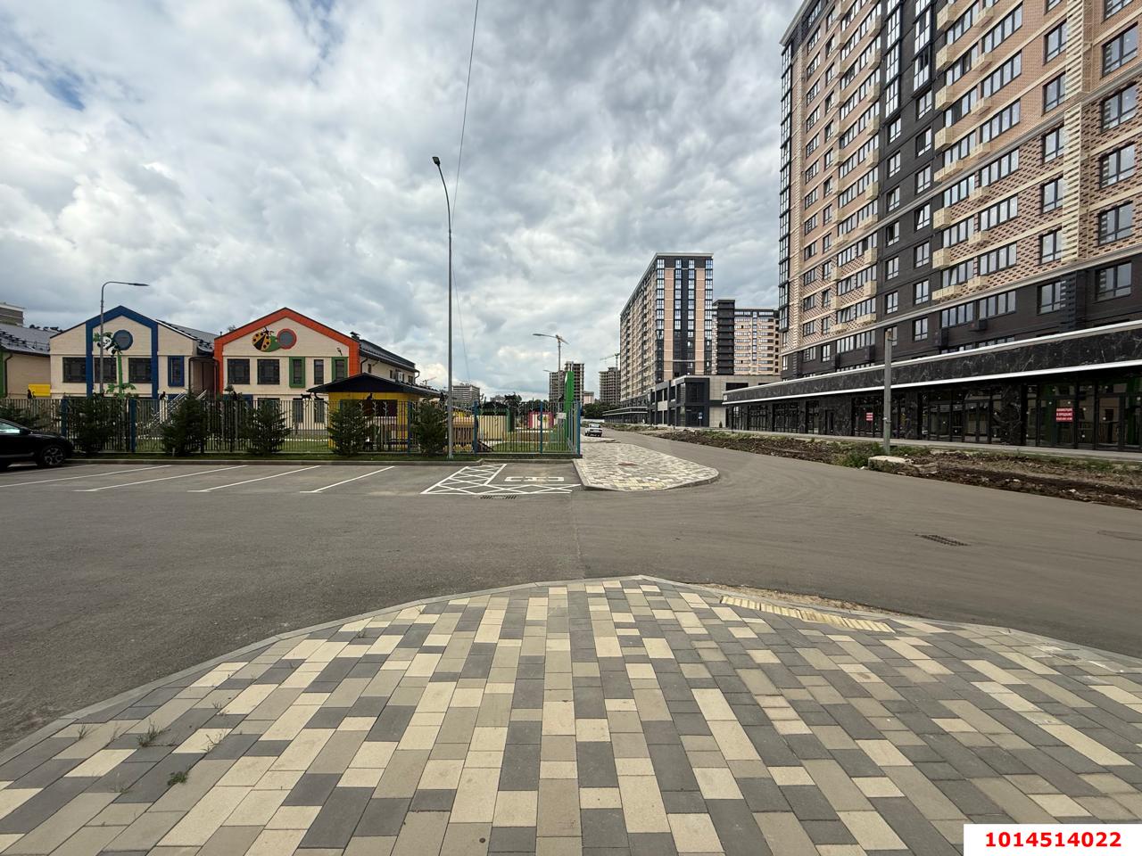 Фото №3: Торговое помещение 82&nbsp;м², 1/25&nbsp;эт. - Краснодар, Прикубанский внутригородской округ, мкр. жилой комплекс Сармат, ул. Константина Гондаря, 98к1