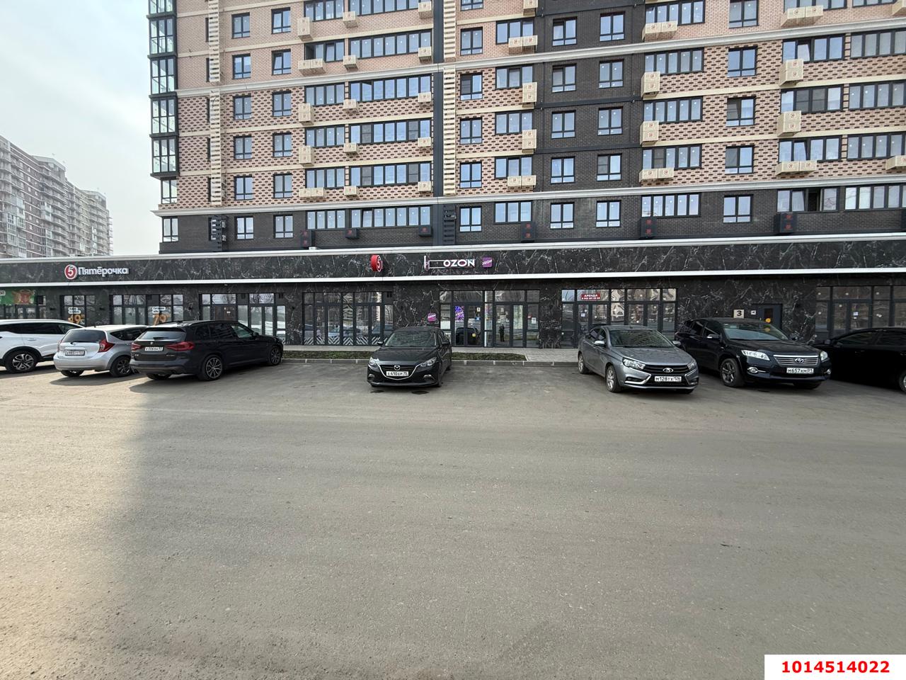 Фото №2: Торговое помещение 82&nbsp;м², 1/25&nbsp;эт. - Краснодар, Прикубанский внутригородской округ, мкр. жилой комплекс Сармат, ул. Константина Гондаря, 98к1