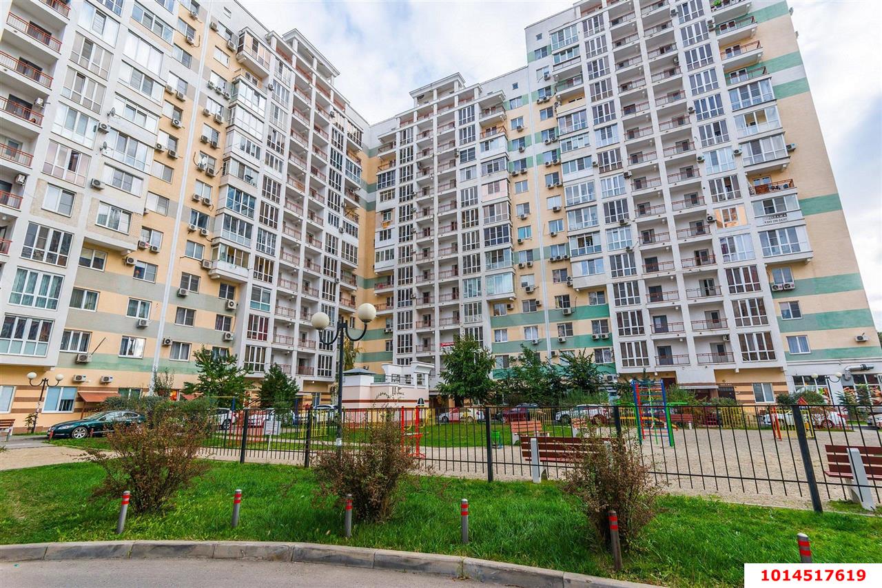 Фото №1: 1-комнатная квартира 45&nbsp;м², 14/17&nbsp;эт. - Краснодар, Прикубанский внутригородской округ, Солнечный, мкр. Фестивальный, ул. Яна Полуяна, 43