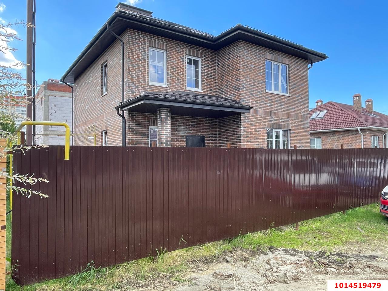 Фото №1: Дом 172&nbsp;м² + 4&nbsp;сот., 2&nbsp;эт. - Краснодар, Прикубанский внутригородской округ, мкр. Плодородный-2, ул. Алексеевская, 17