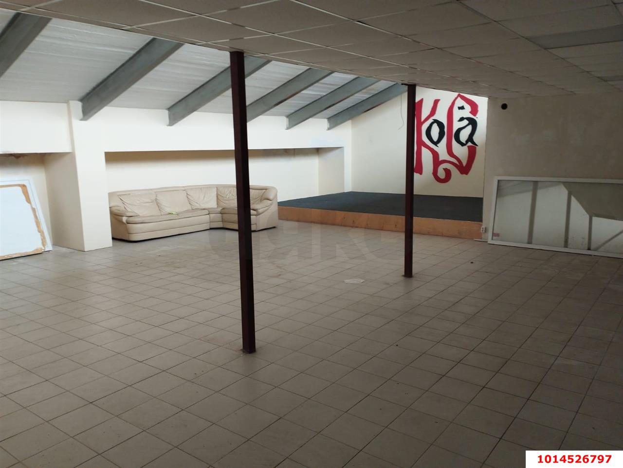 Фото №6: Торговое помещение 190&nbsp;м², 1/2&nbsp;эт. - Краснодар, Карасунский внутригородской округ, мкр. Хлопчато-бумажный Комбинат, ул. Сормовская, 7