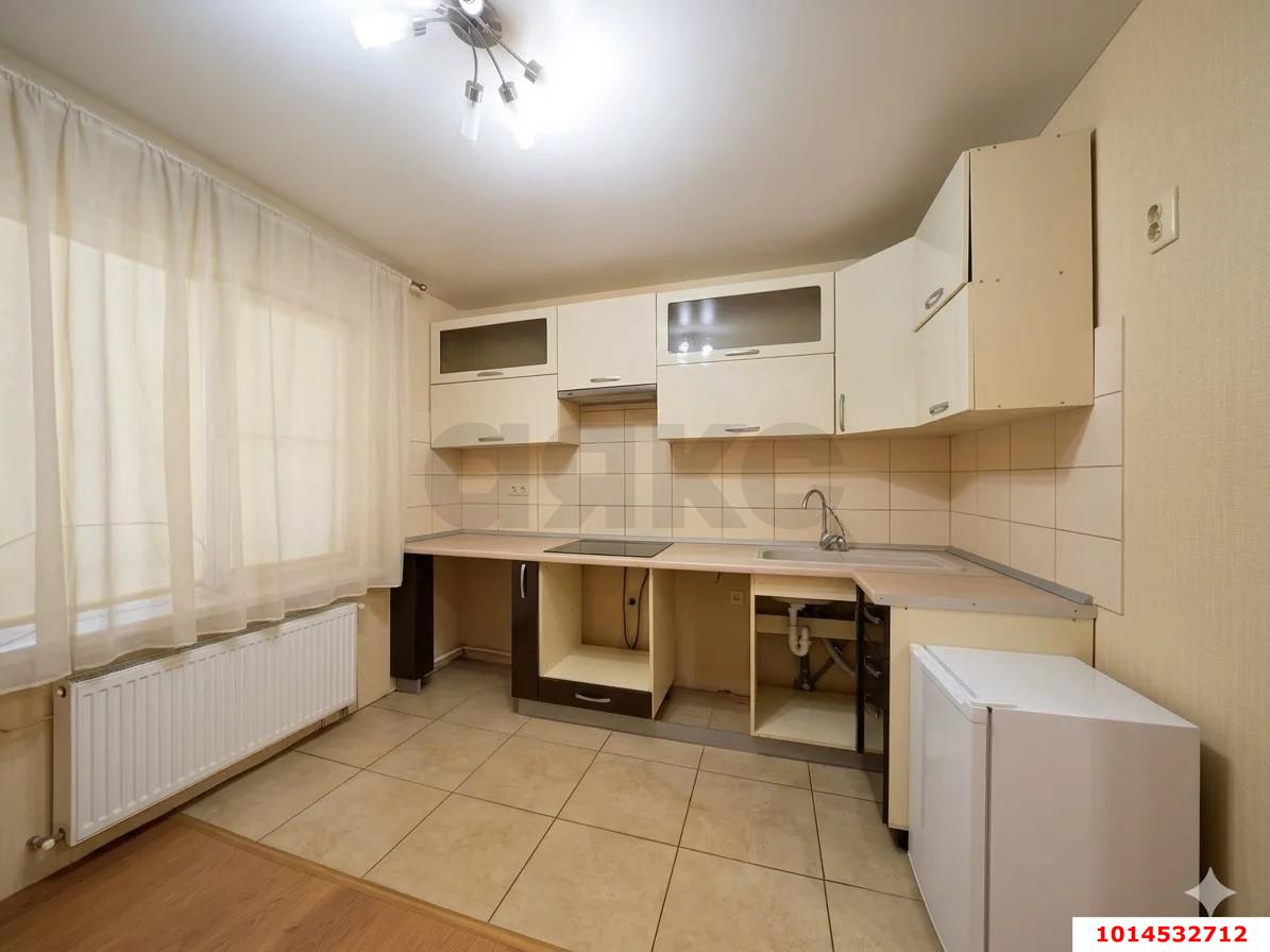 Фото №3: Дом 70&nbsp;м² + 6&nbsp;сот., 2&nbsp;эт. - Дорожник, мкр. Прикубанский внутригородской округ, ул. Вишнёвая, 28