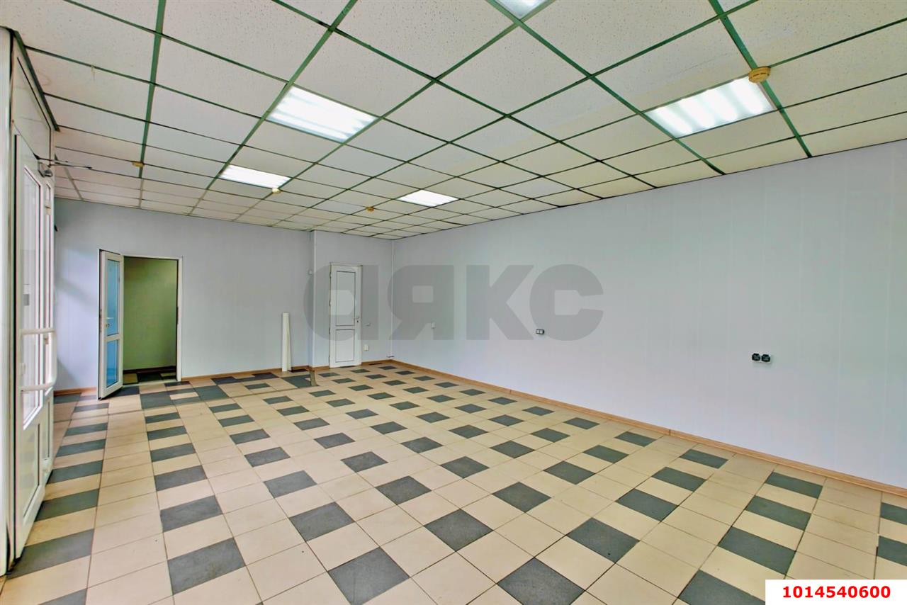 Фото №4: Торговое помещение 50&nbsp;м², 1/1&nbsp;эт. - Краснодар, Карасунский внутригородской округ, мкр. Камвольно-суконный Комбинат, ул. Сормовская, 14