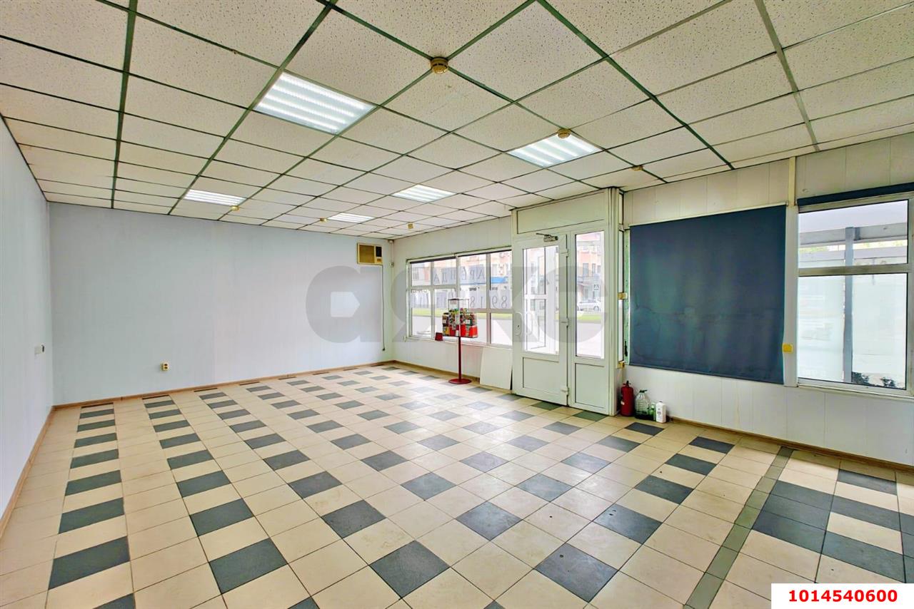 Фото №2: Торговое помещение 50&nbsp;м², 1/1&nbsp;эт. - Краснодар, Карасунский внутригородской округ, мкр. Камвольно-суконный Комбинат, ул. Сормовская, 14