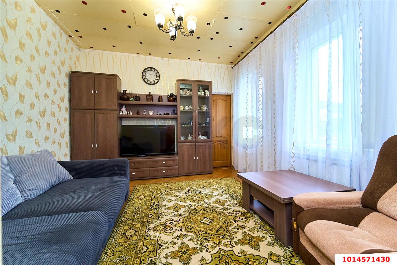 Фото №13: Часть дома 146&nbsp;м² + 3&nbsp;сот., 1&nbsp;эт. - Краснодар, Прикубанский внутригородской округ, мкр. Славянский, ул. имени Толстого, 23