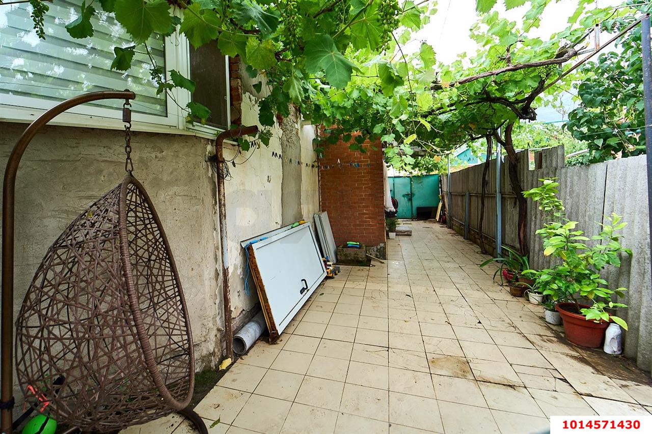 Фото №2: Часть дома 146&nbsp;м² + 3&nbsp;сот., 1&nbsp;эт. - Краснодар, Прикубанский внутригородской округ, мкр. Славянский, ул. имени Толстого, 23