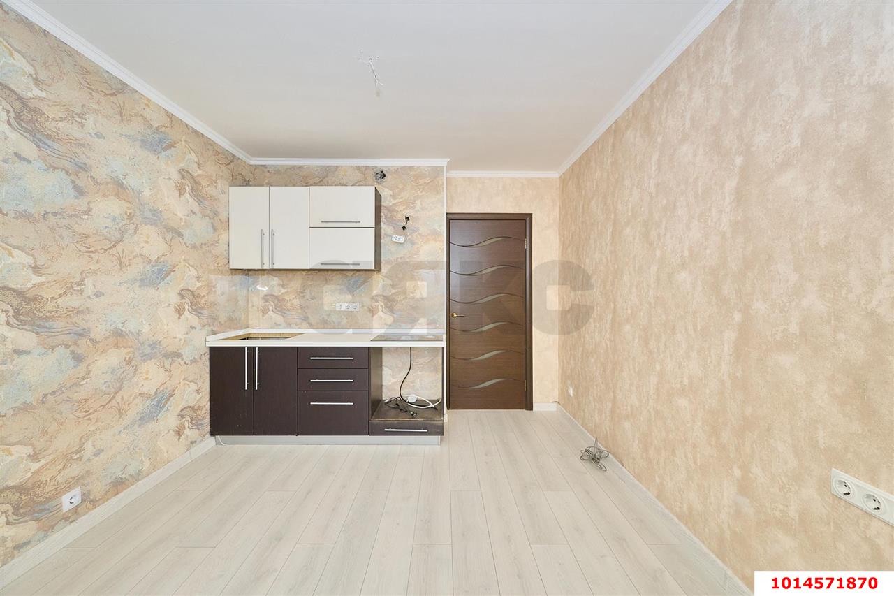 Фото №2: 2-комнатная квартира 57&nbsp;м², 2/16&nbsp;эт. - Краснодар, Прикубанский внутригородской округ, мкр. Военный городок № 109, ул. Кореновская, 63