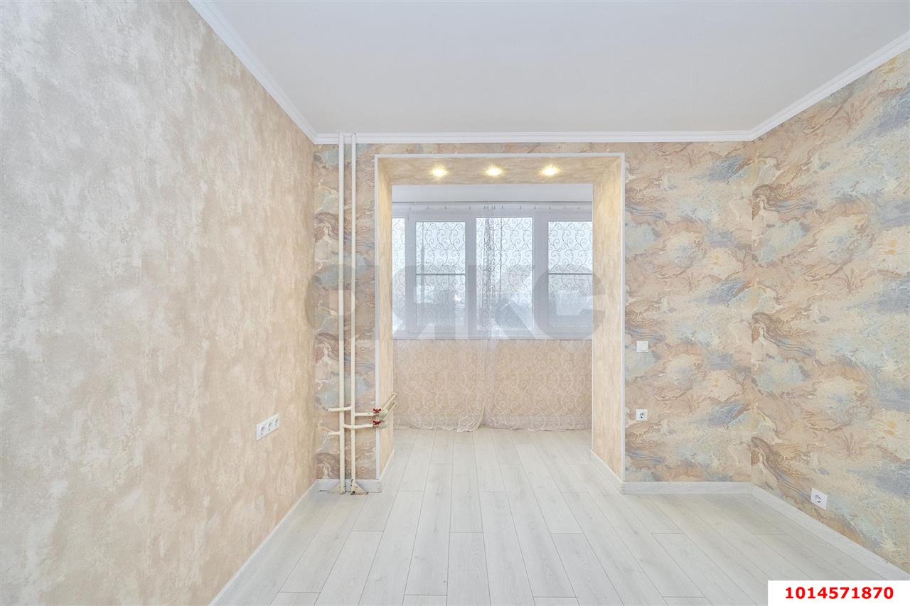 Фото №6: 2-комнатная квартира 57&nbsp;м², 2/16&nbsp;эт. - Краснодар, Прикубанский внутригородской округ, мкр. Военный городок № 109, ул. Кореновская, 63