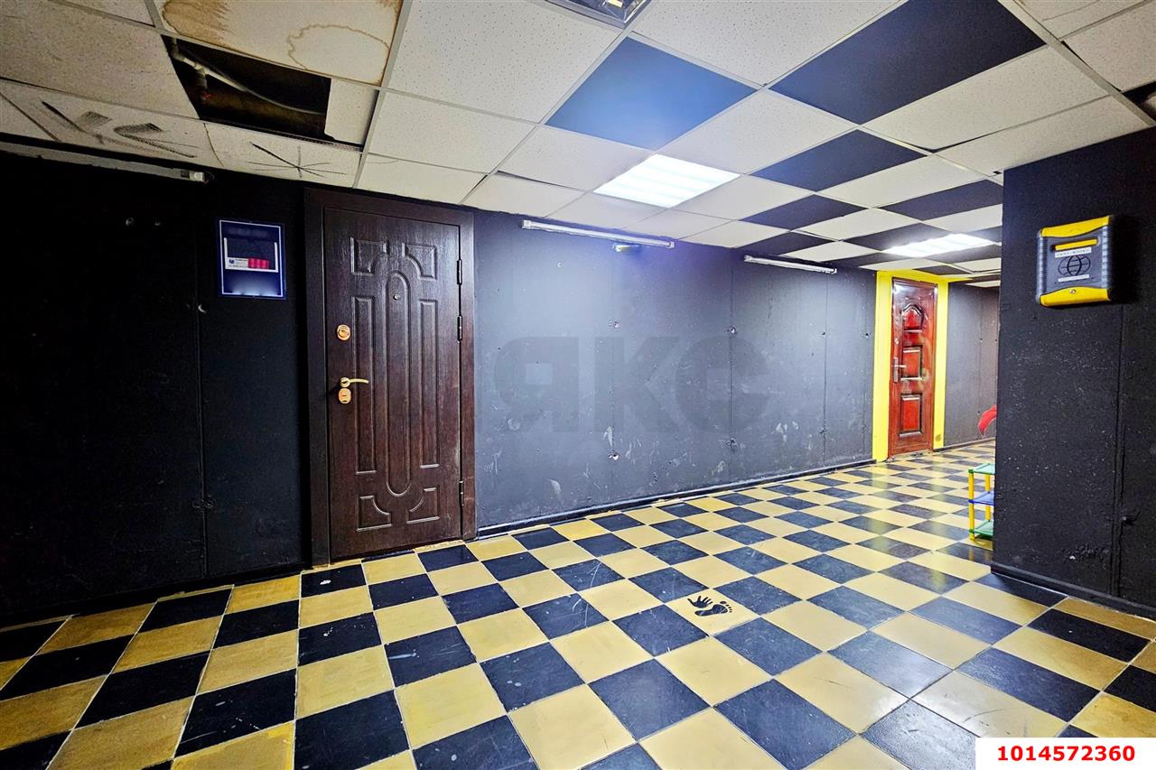Фото №7: Торговое помещение 37&nbsp;м², 16&nbsp;эт. - Краснодар, Прикубанский внутригородской округ, Панорама, мкр. ЖК Панорама, ул. Восточно-Кругликовская, 22/3
