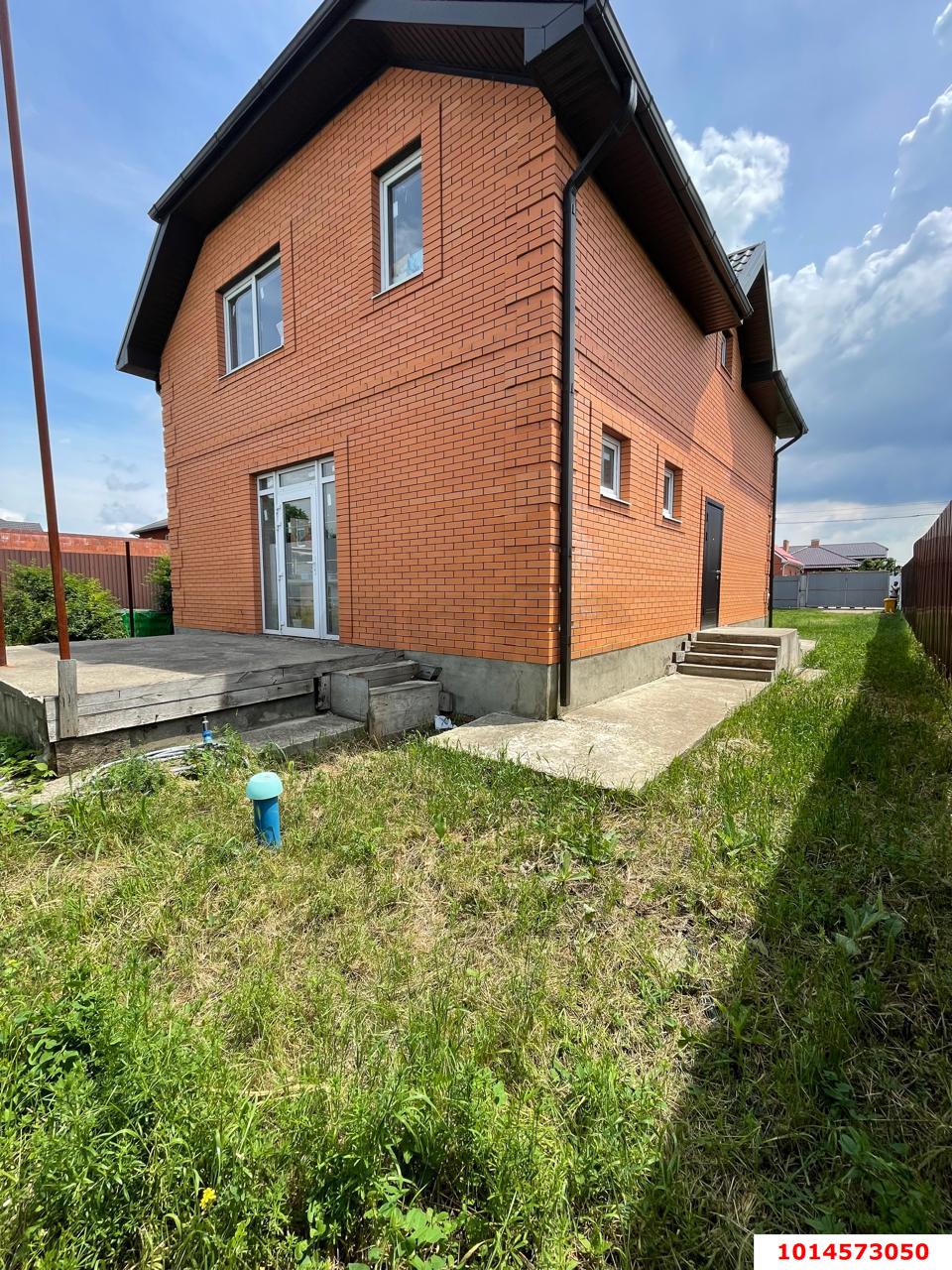 Фото №1: Дом 150&nbsp;м² + 4&nbsp;сот., 2&nbsp;эт. - Краснодар, Прикубанский внутригородской округ, мкр. Тихая Поляна, ул. Писателя В.П. Бардадыма, 48