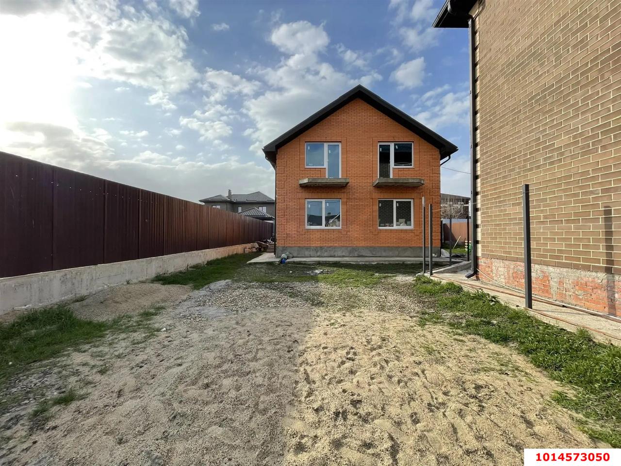 Фото №2: Дом 150&nbsp;м² + 4&nbsp;сот., 2&nbsp;эт. - Краснодар, Прикубанский внутригородской округ, мкр. Тихая Поляна, ул. Писателя В.П. Бардадыма, 48