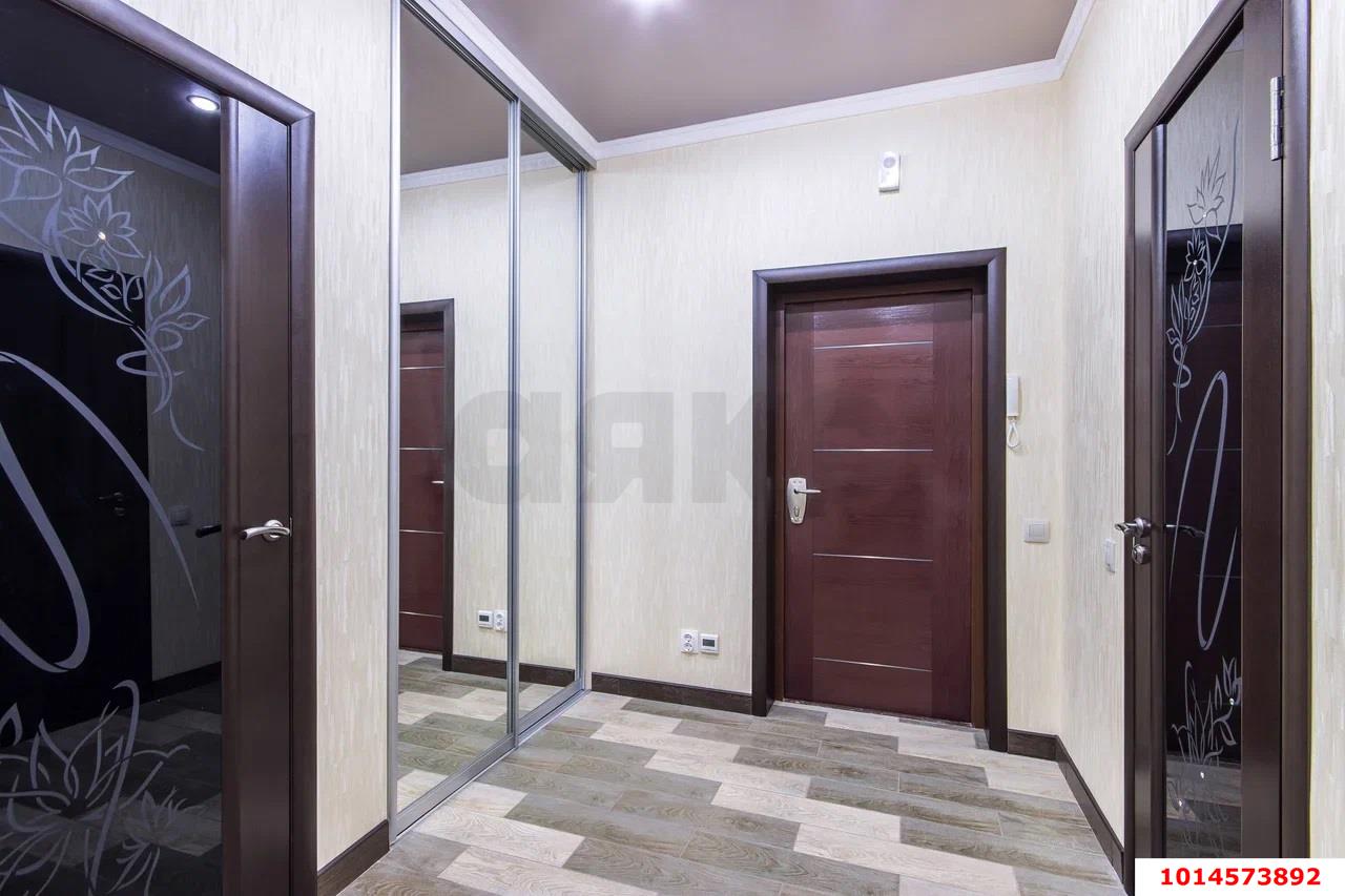 Фото №10: 1-комнатная квартира 51&nbsp;м², 3/19&nbsp;эт. - Краснодар, Западный внутригородской округ, ЖК Октябрьский, мкр. Центральный, ул. Октябрьская, 181/2к3