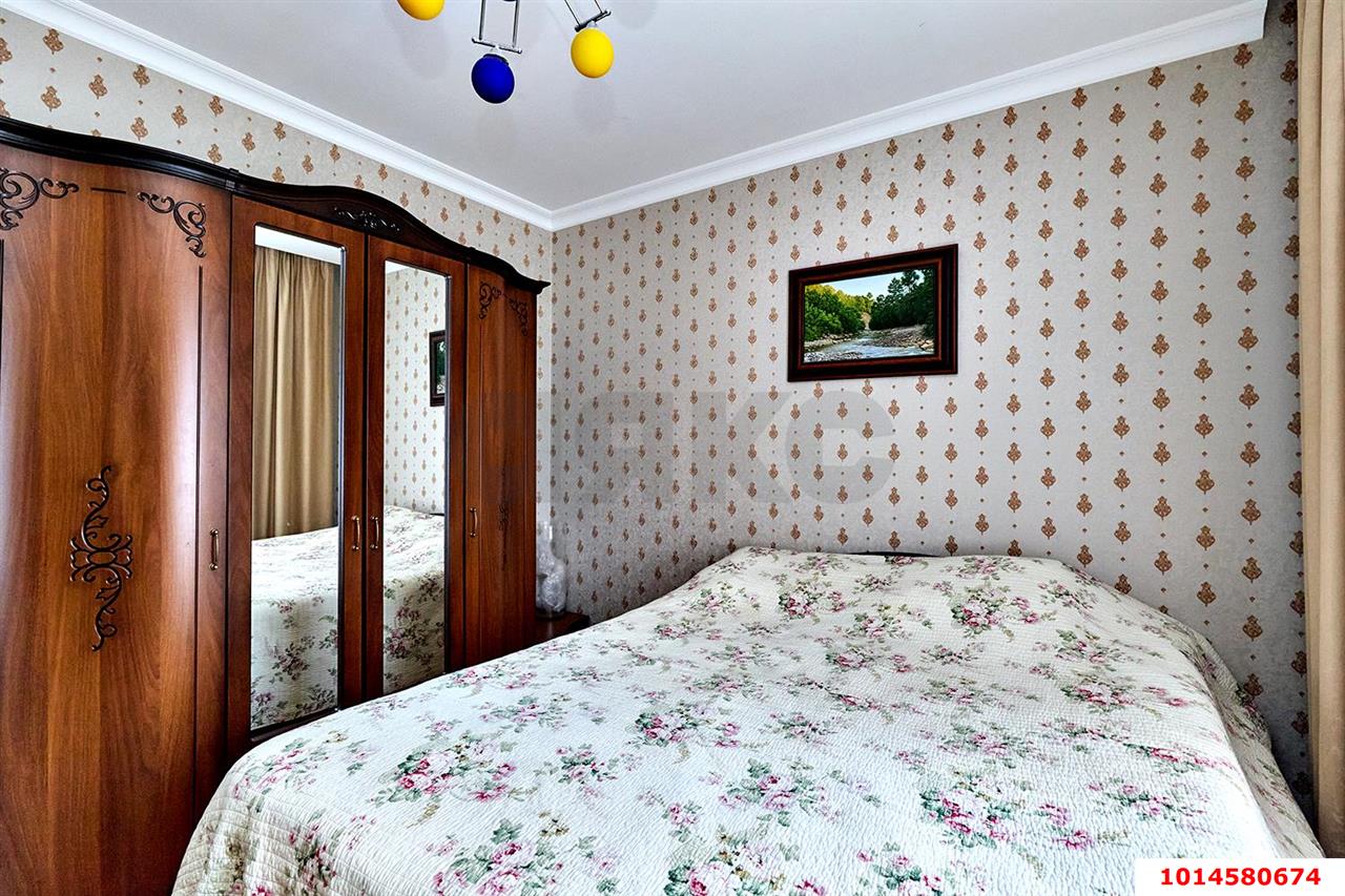 Фото №4: Дом 300&nbsp;м² + 7&nbsp;сот., 3&nbsp;эт. - Краснодар, Прикубанский внутригородской округ, мкр. Фестивальный, ул. Видная, 2