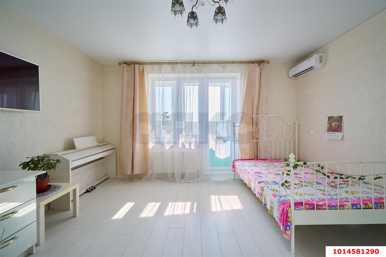 Фото №5: 2-комнатная квартира 74&nbsp;м², 17/19&nbsp;эт. - Краснодар, Карасунский внутригородской округ, мкр. Камвольно-суконный Комбинат, ул. Максима Горького, 34/1