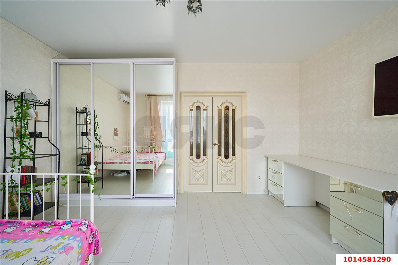 Фото №6: 2-комнатная квартира 74&nbsp;м², 17/19&nbsp;эт. - Краснодар, Карасунский внутригородской округ, мкр. Камвольно-суконный Комбинат, ул. Максима Горького, 34/1