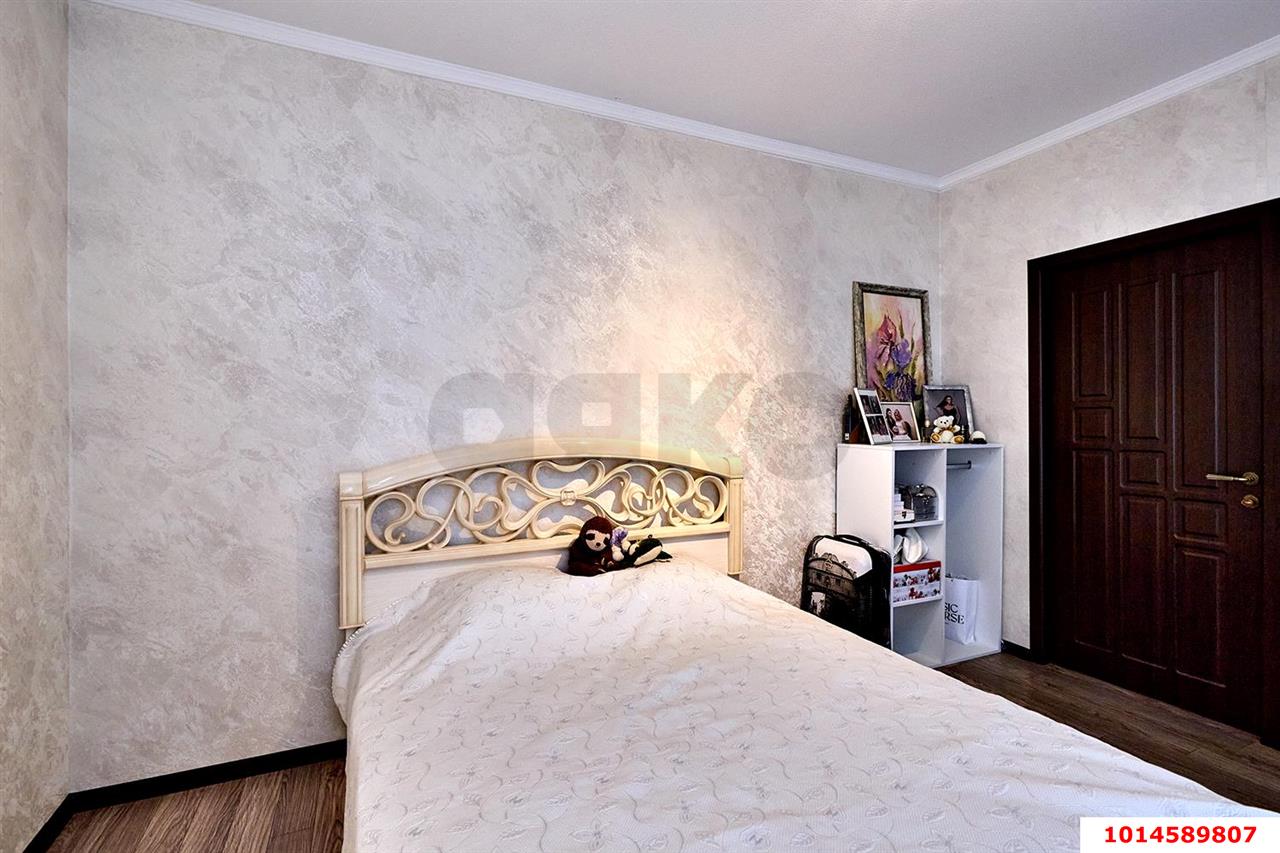 Фото №5: 2-комнатная квартира 85&nbsp;м², 2/16&nbsp;эт. - Краснодар, Западный внутригородской округ, мкр. Юбилейный, б-р Платановый, 4