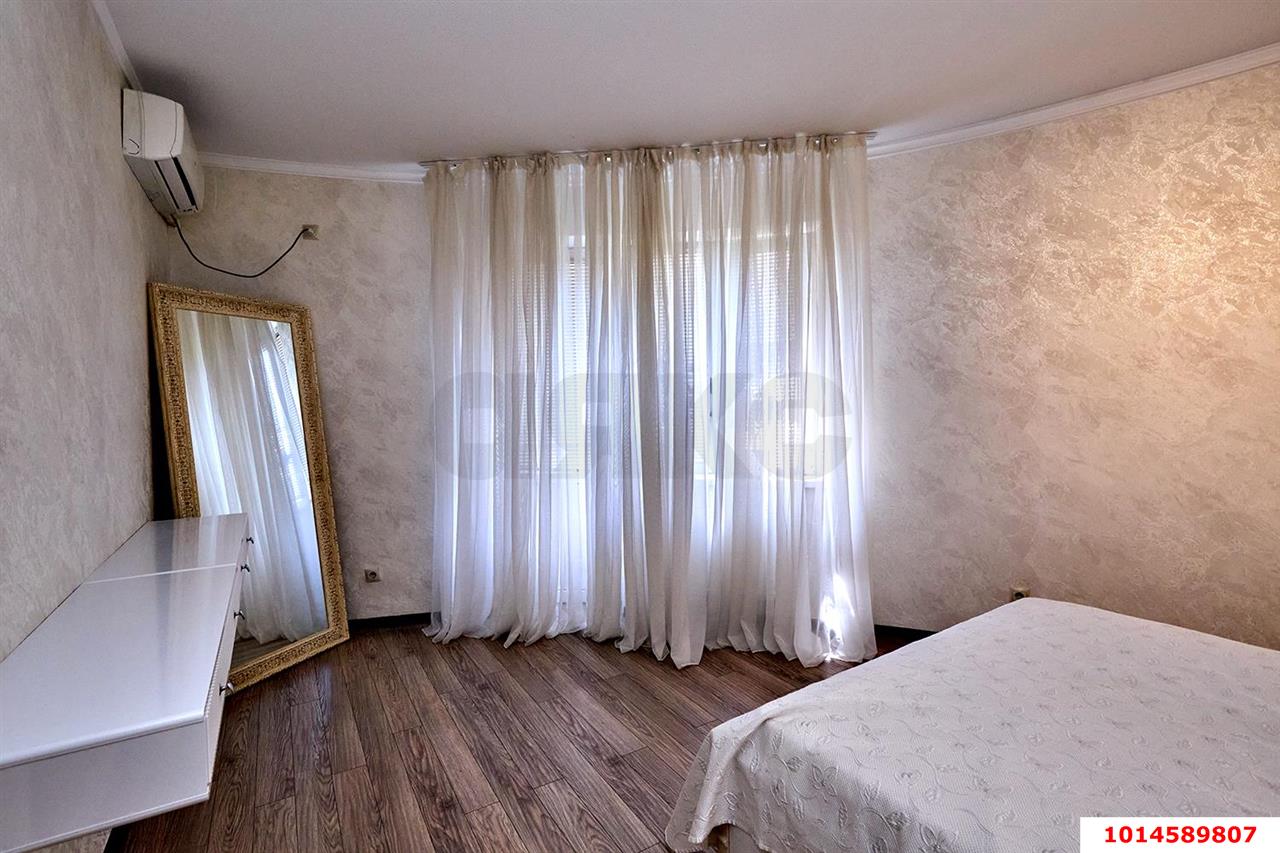 Фото №4: 2-комнатная квартира 85&nbsp;м², 2/16&nbsp;эт. - Краснодар, Западный внутригородской округ, мкр. Юбилейный, б-р Платановый, 4