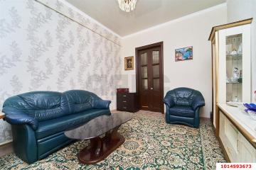 Фото №1: Дом 82 м² + 1 сот., 2 эт. - Краснодар, мкр. Центральный, ул. Митрофана Седина, 46