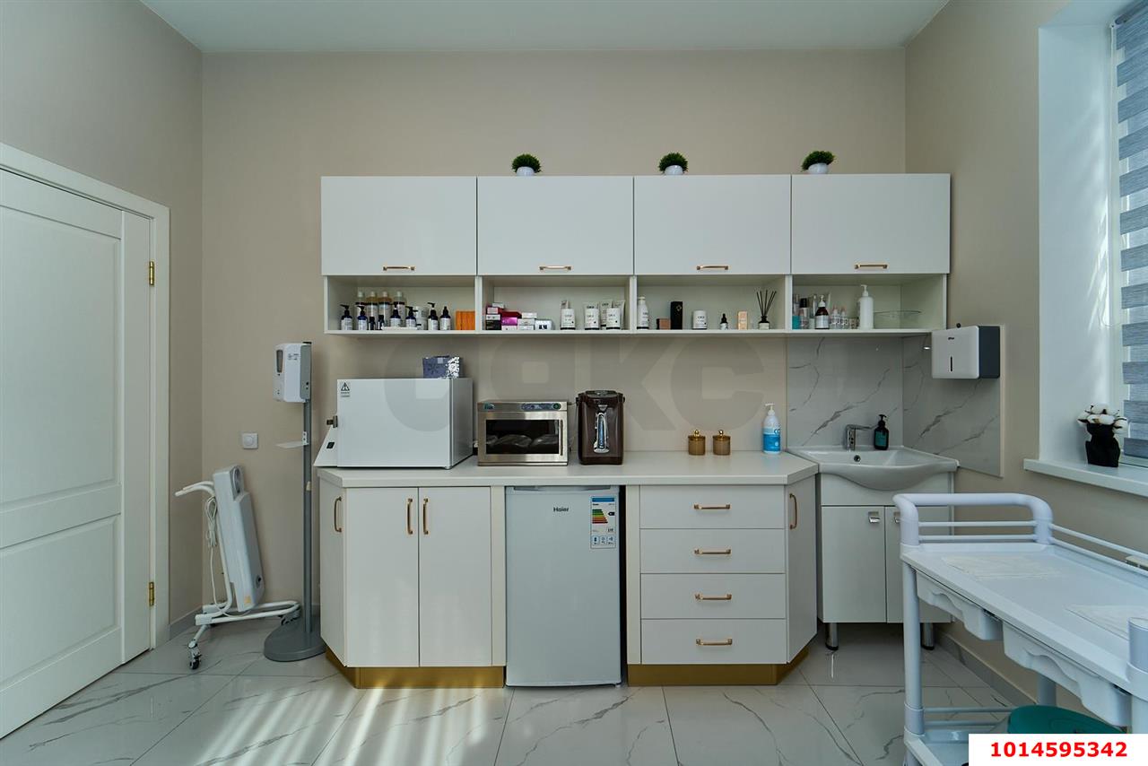 Фото №16: Готовый бизнес 76&nbsp;м², 2/2&nbsp;эт. - Краснодар, мкр. Западный внутригородской округ, ул. Гаражная, 92