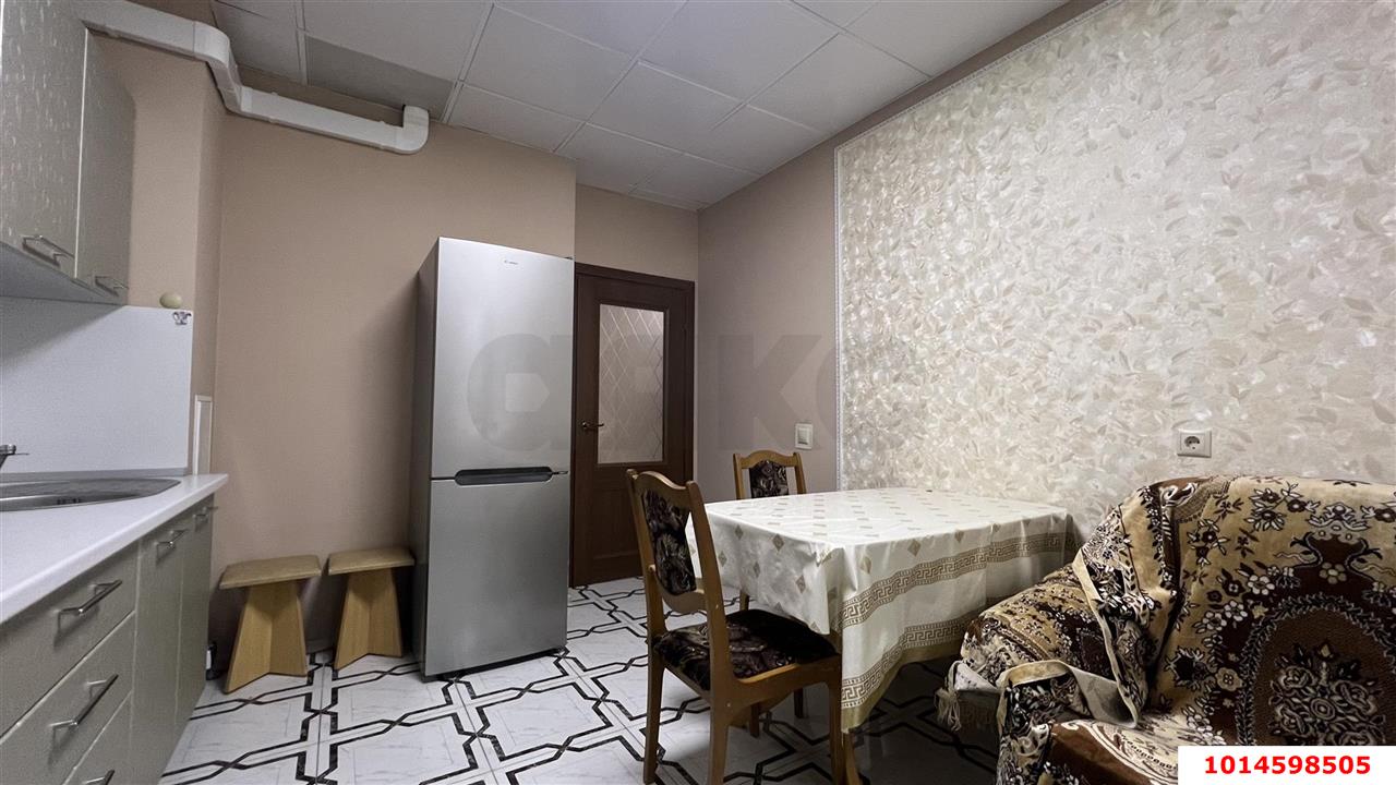 Фото №3: 1-комнатная квартира 46&nbsp;м², 1/15&nbsp;эт. - Краснодар, Карасунский внутригородской округ, жилой комплекс Империал, ж/м Пашковский, ул. Леонида Лаврова, 8к2