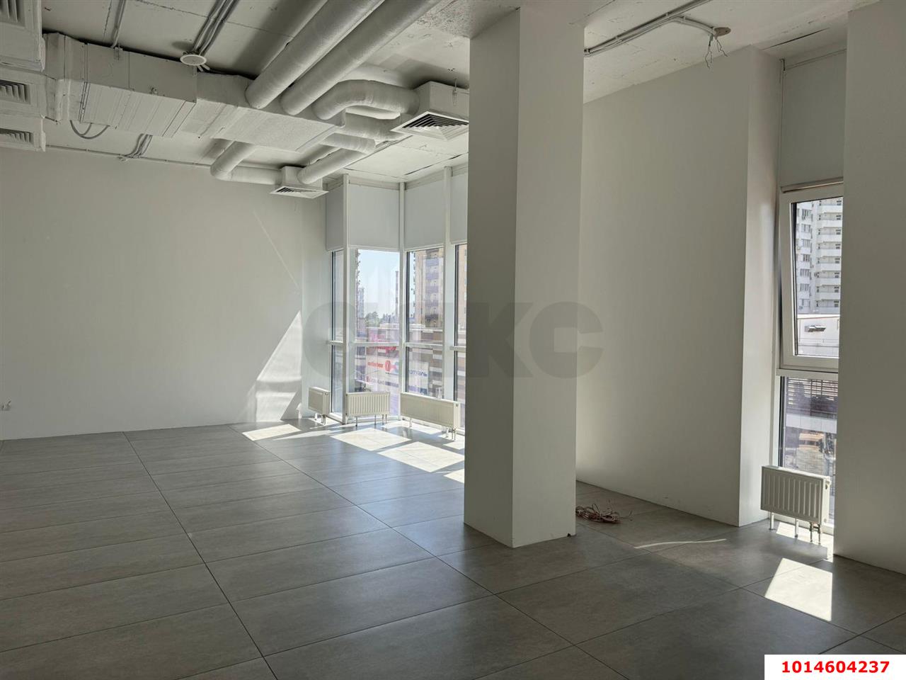 Фото №10: Офисное помещение 60&nbsp;м², 3/8&nbsp;эт. - Краснодар, Западный внутригородской округ, мкр. Центральный, ул. Мира, 1