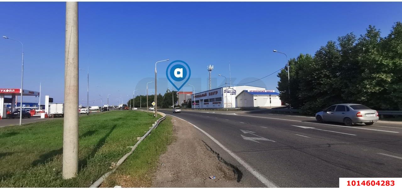 Фото №3: Торговое помещение 785&nbsp;м², 1/2&nbsp;эт. - Тимашевск, мкр. Южный, ул. Екатеринодарская, 102