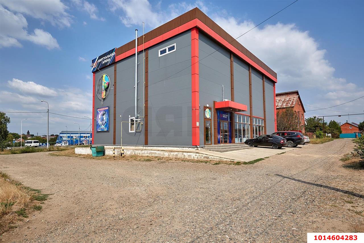Фото №4: Торговое помещение 785&nbsp;м², 1/2&nbsp;эт. - Тимашевск, мкр. Южный, ул. Екатеринодарская, 102