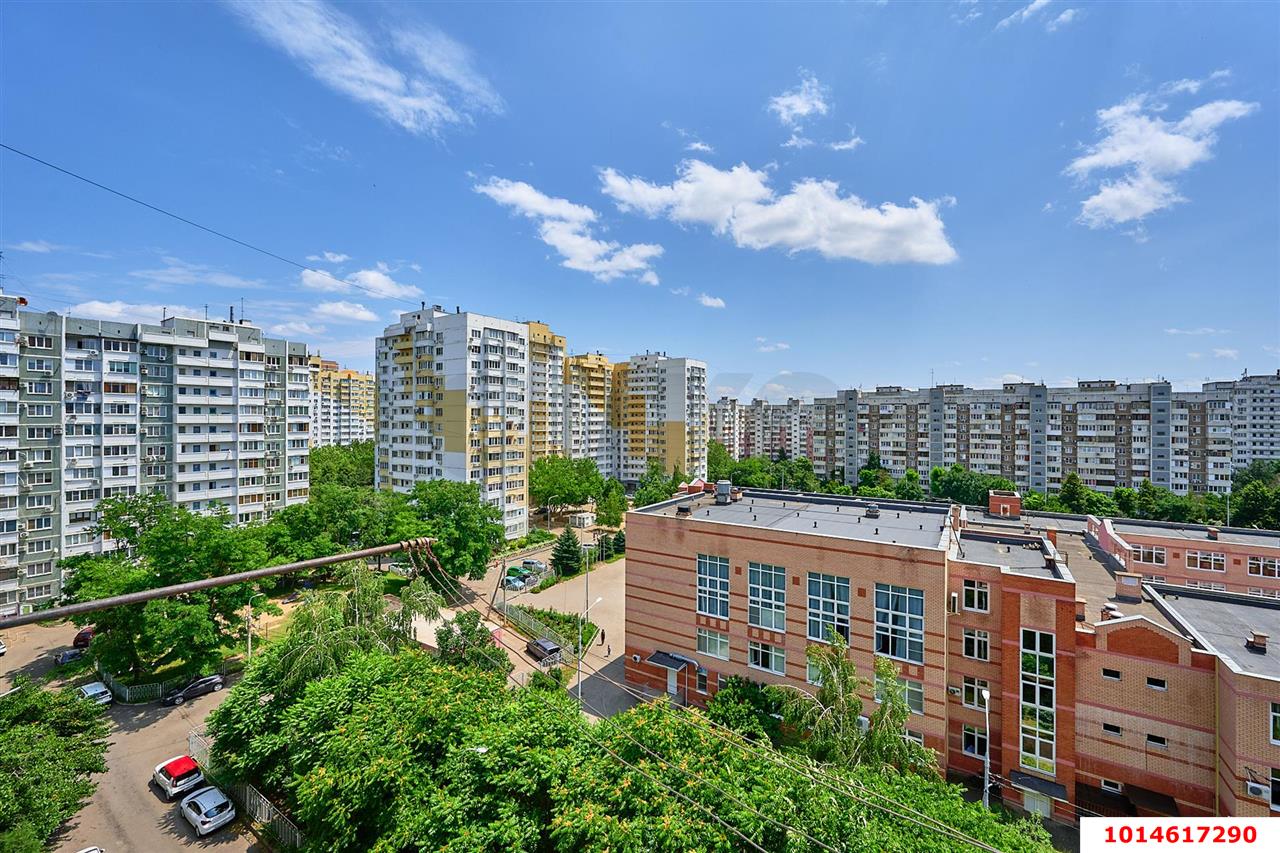 Фото №11: 2-комнатная квартира 51&nbsp;м², 9/10&nbsp;эт. - Краснодар, Западный внутригородской округ, мкр. Юбилейный, пр-кт Чекистов, 16