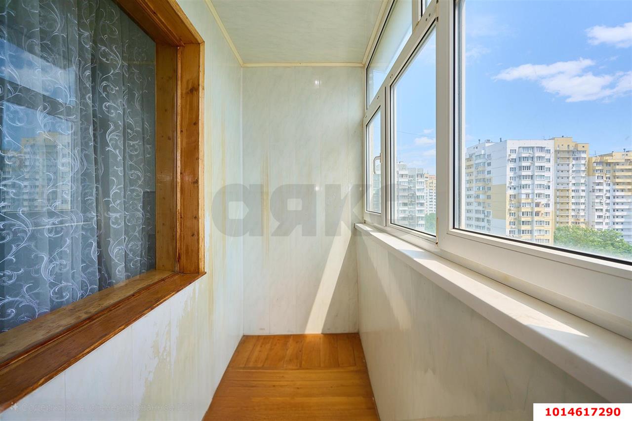 Фото №10: 2-комнатная квартира 51&nbsp;м², 9/10&nbsp;эт. - Краснодар, Западный внутригородской округ, мкр. Юбилейный, пр-кт Чекистов, 16