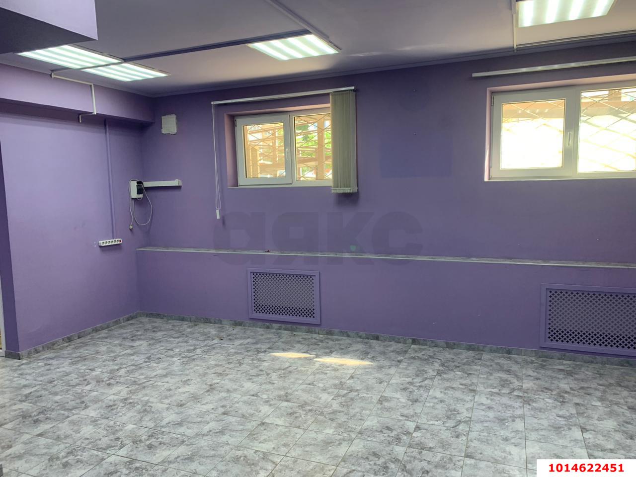Фото №2: Торговое помещение 49&nbsp;м², 16&nbsp;эт. - Краснодар, Прикубанский внутригородской округ, ж/р Восточный, ул. имени 40-летия Победы, 188