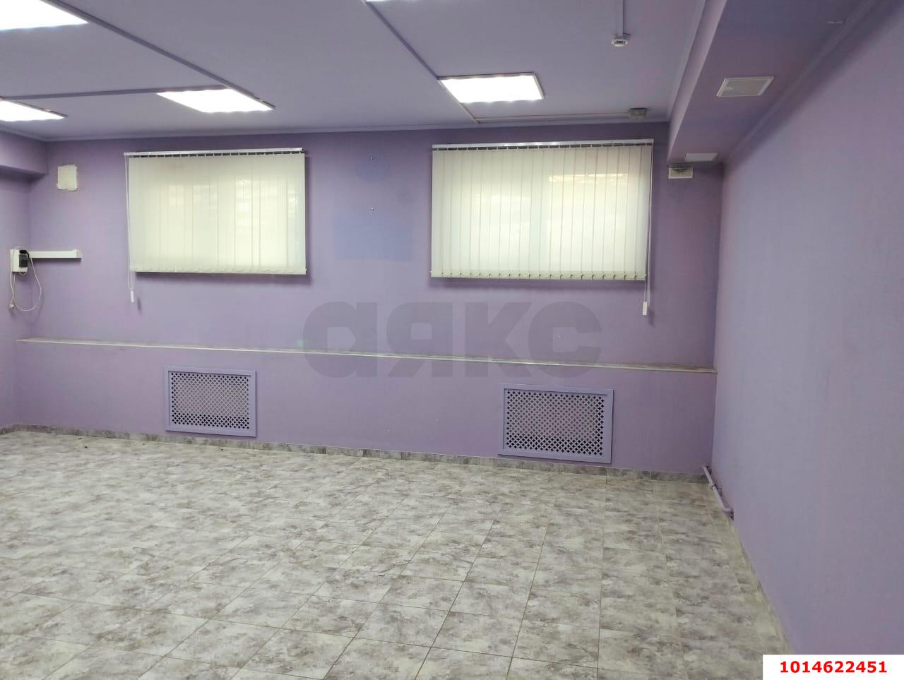 Фото №4: Торговое помещение 49&nbsp;м², 16&nbsp;эт. - Краснодар, Прикубанский внутригородской округ, ж/р Восточный, ул. имени 40-летия Победы, 188