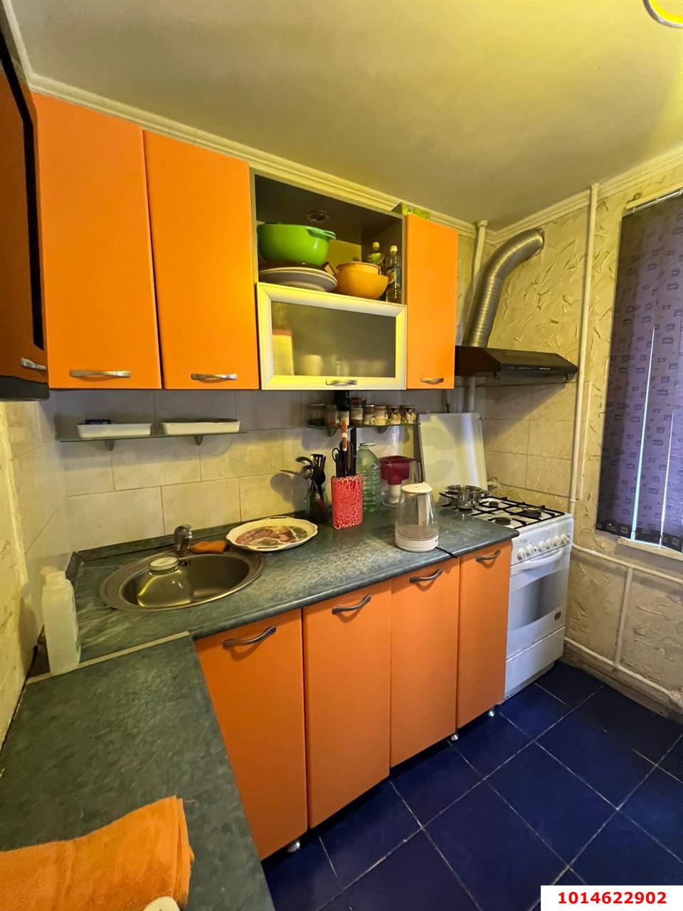 Фото №2: 3-комнатная квартира 75&nbsp;м², 1/10&nbsp;эт. - Краснодар, Западный внутригородской округ, мкр. Юбилейный, пр-кт Чекистов, 4