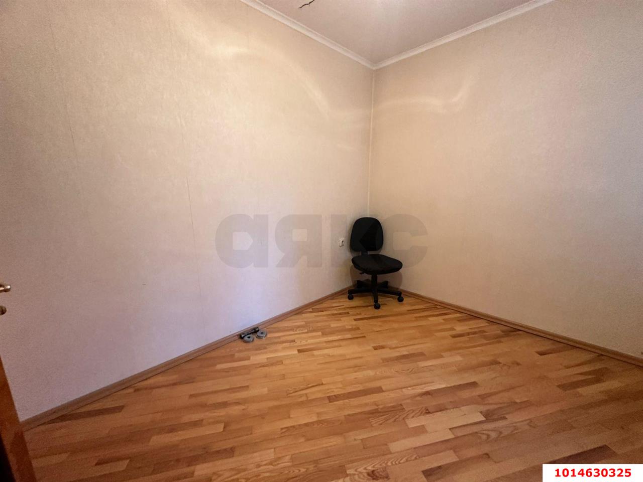 Фото №6: 5+-комнатная квартира 100&nbsp;м², 2/12&nbsp;эт. - Краснодар, Западный внутригородской округ, мкр. Юбилейный, пр-кт Чекистов, 1