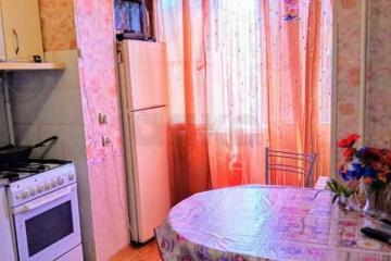 Фото №1: 3-комнатная квартира 62 м², 4/5 эт. - Краснодар, мкр. Гидростроителей, ул. Трудовой Славы, 42