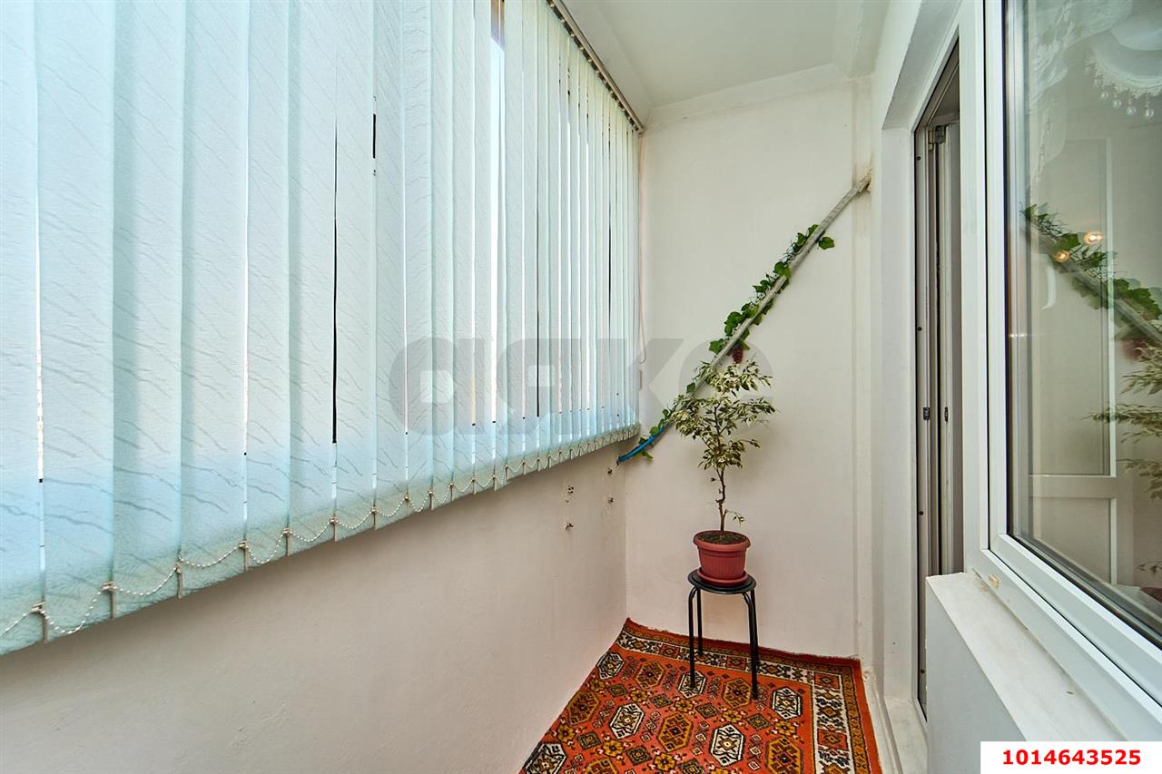 Фото №7: 2-комнатная квартира 76&nbsp;м², 14/16&nbsp;эт. - Краснодар, Прикубанский внутригородской округ, мкр. Репино, пр-д Репина, 34