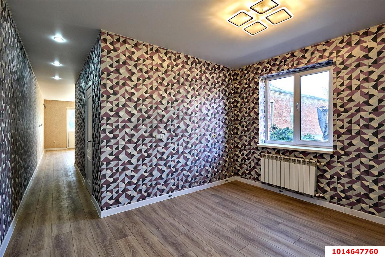 Фото №3: 2-комнатная квартира 58&nbsp;м², 2/4&nbsp;эт. - Краснодар, Центральный внутригородской округ, мкр. Центральный, ул. Леваневского, 67