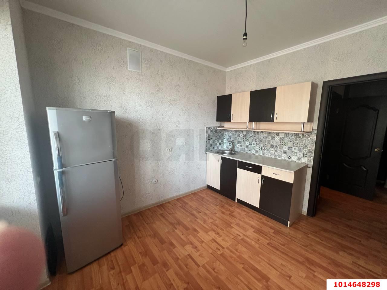 Фото №2: 1-комнатная квартира 42&nbsp;м², 4/7&nbsp;эт. - Краснодар, Прикубанский внутригородской округ, Калинино, мкр. Завод Радиоизмерительных Приборов, пер. Ленинский, 14